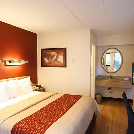 Red Roof Inn Huntington Barboursville Eksteriør bilde